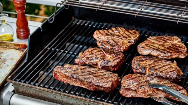 How to grill steak for the best taste and texture, no matter the cut